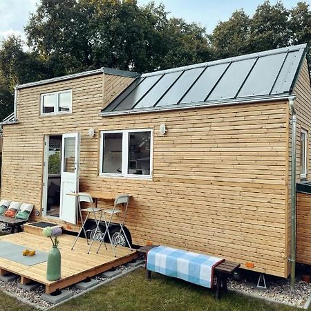 Tiny House Fleesensee Mit Eigenem Garten Und Nur Wenige Meter Vom Seeufer Göhren-Lebbin Exterior foto